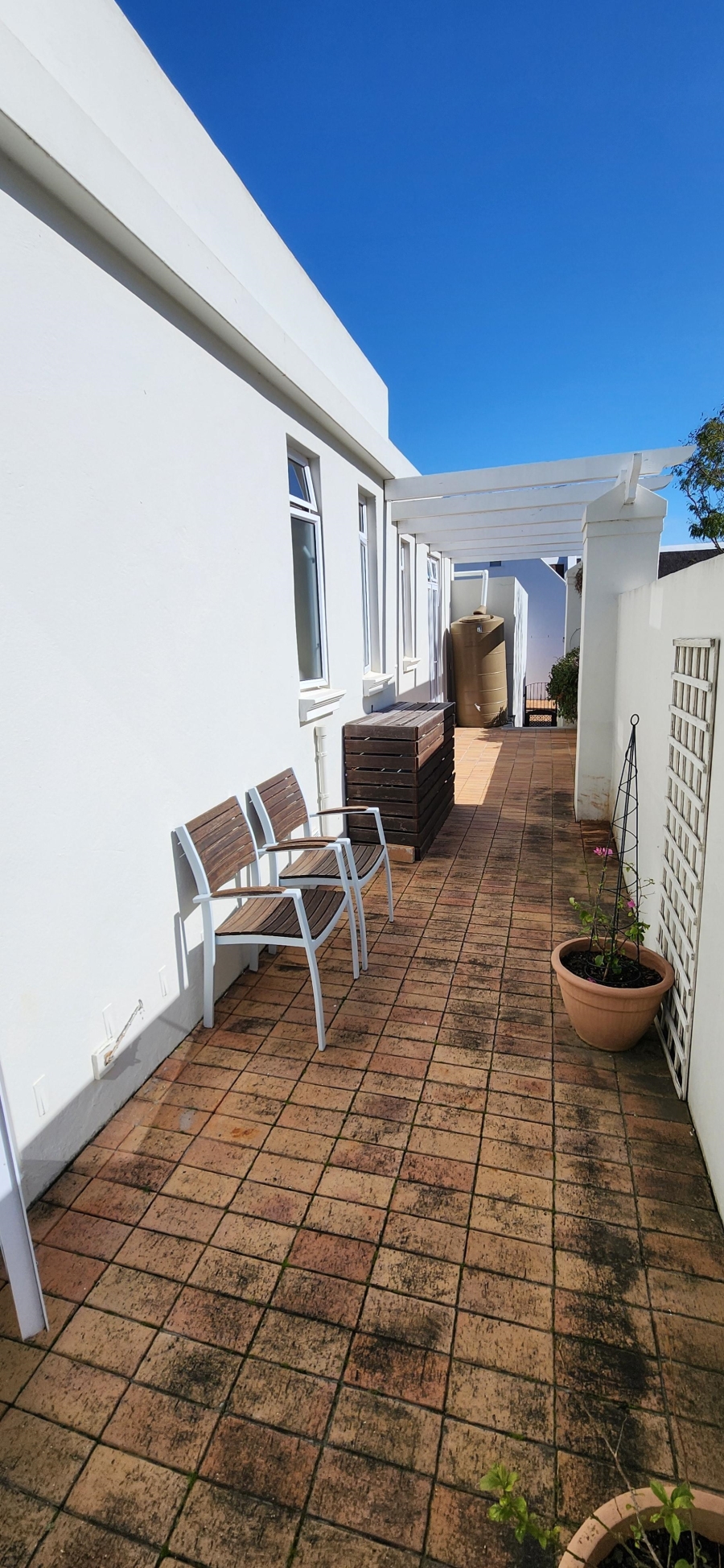 To Let 1 Bedroom Property for Rent in De Zalze Winelands Golf Estate Western Cape